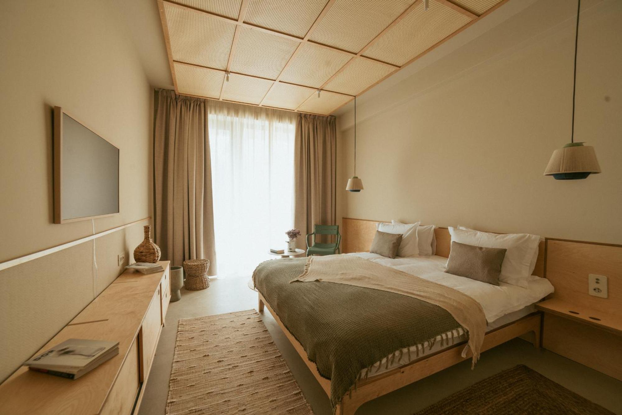 Arome22 Hotel เอโฟรีเอซูด ภายนอก รูปภาพ