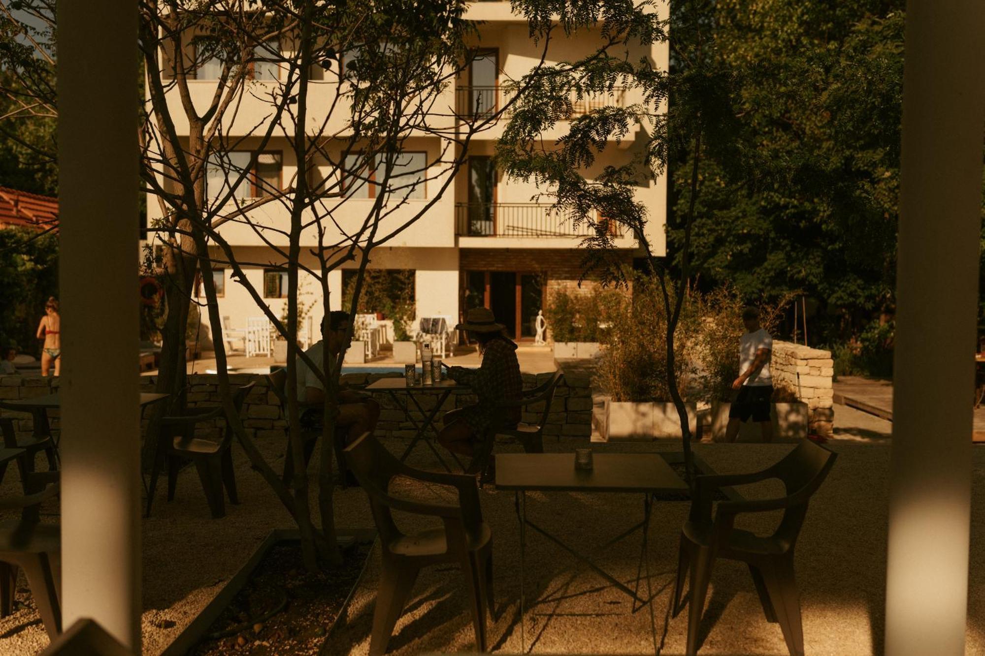 Arome22 Hotel เอโฟรีเอซูด ภายนอก รูปภาพ