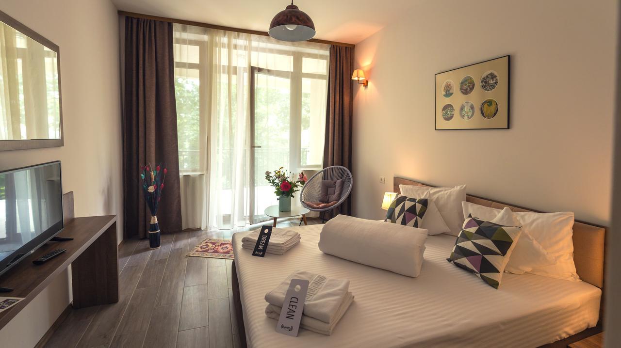 Arome22 Hotel เอโฟรีเอซูด ภายนอก รูปภาพ